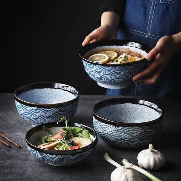 Hand-painted and Hand-glazed Japanese Ceramic Ramen Bowl with Classic Blue Wave Pattern - Feel ...
